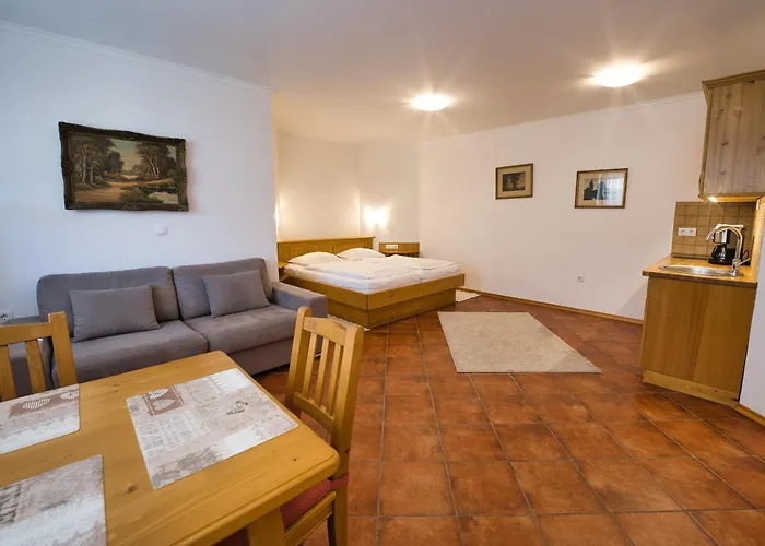 Pinus Alpinia * 波希基斯卡贝拉